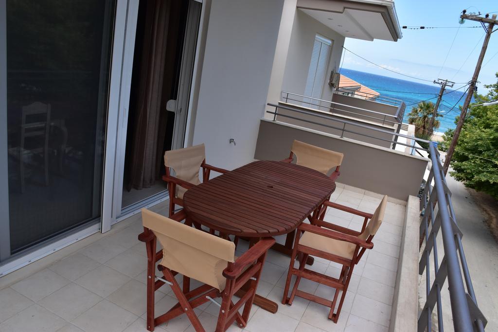 Casa Christabella Apartment Paralia Vrachou Ngoại thất bức ảnh