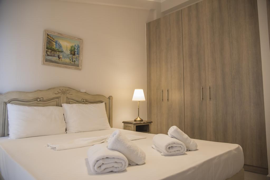 Casa Christabella Apartment Paralia Vrachou Ngoại thất bức ảnh