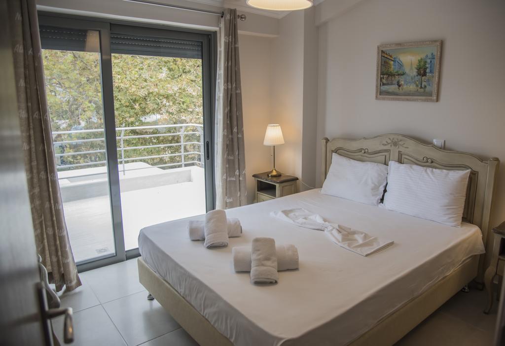 Casa Christabella Apartment Paralia Vrachou Ngoại thất bức ảnh