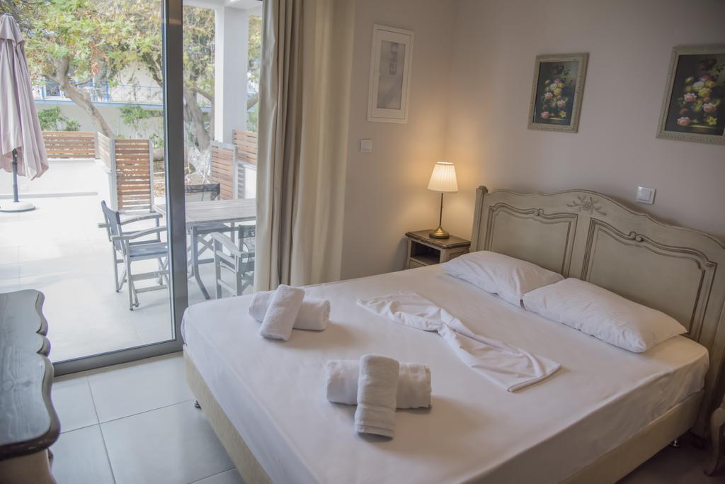 Casa Christabella Apartment Paralia Vrachou Ngoại thất bức ảnh
