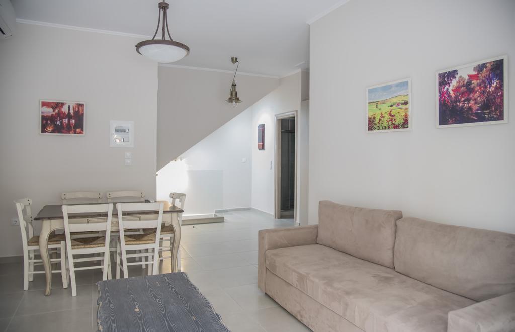 Casa Christabella Apartment Paralia Vrachou Ngoại thất bức ảnh
